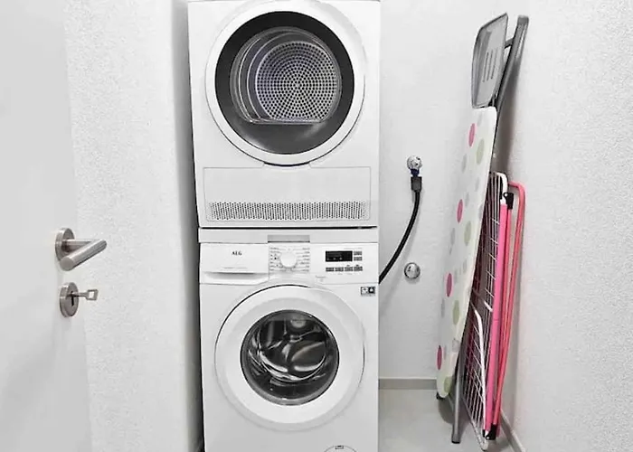 Delta - Baumackerstrasse * Цюрих