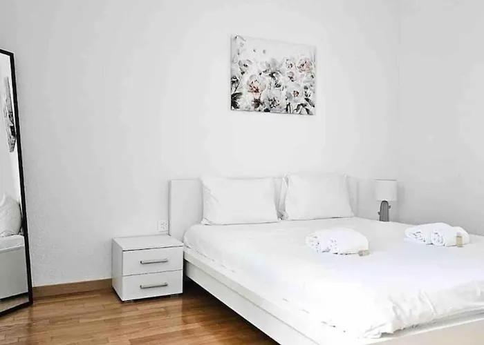 Delta - Baumackerstrasse - Self Check-in * Zurigo